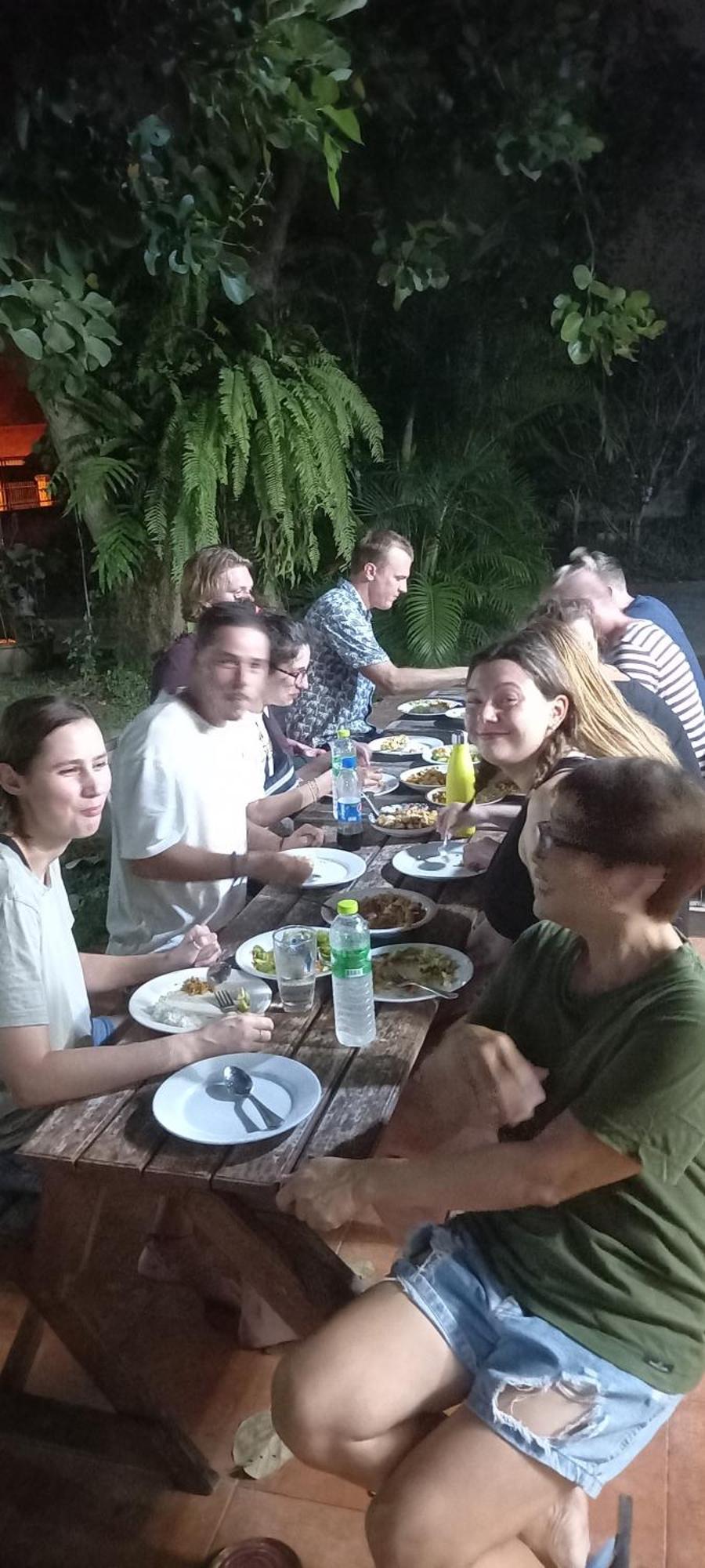 Plus Hostel Ayutthaya Eksteriør bilde