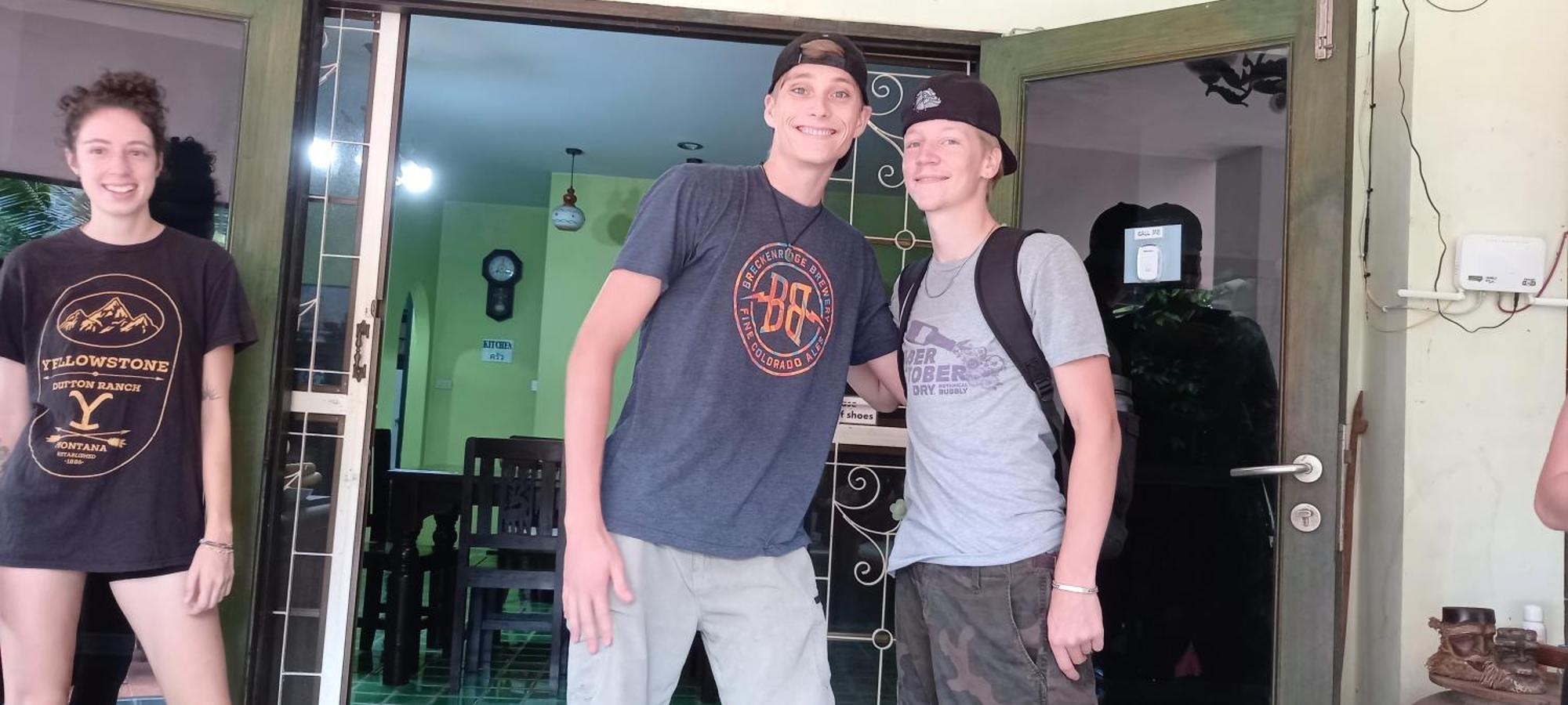 Plus Hostel Ayutthaya Eksteriør bilde
