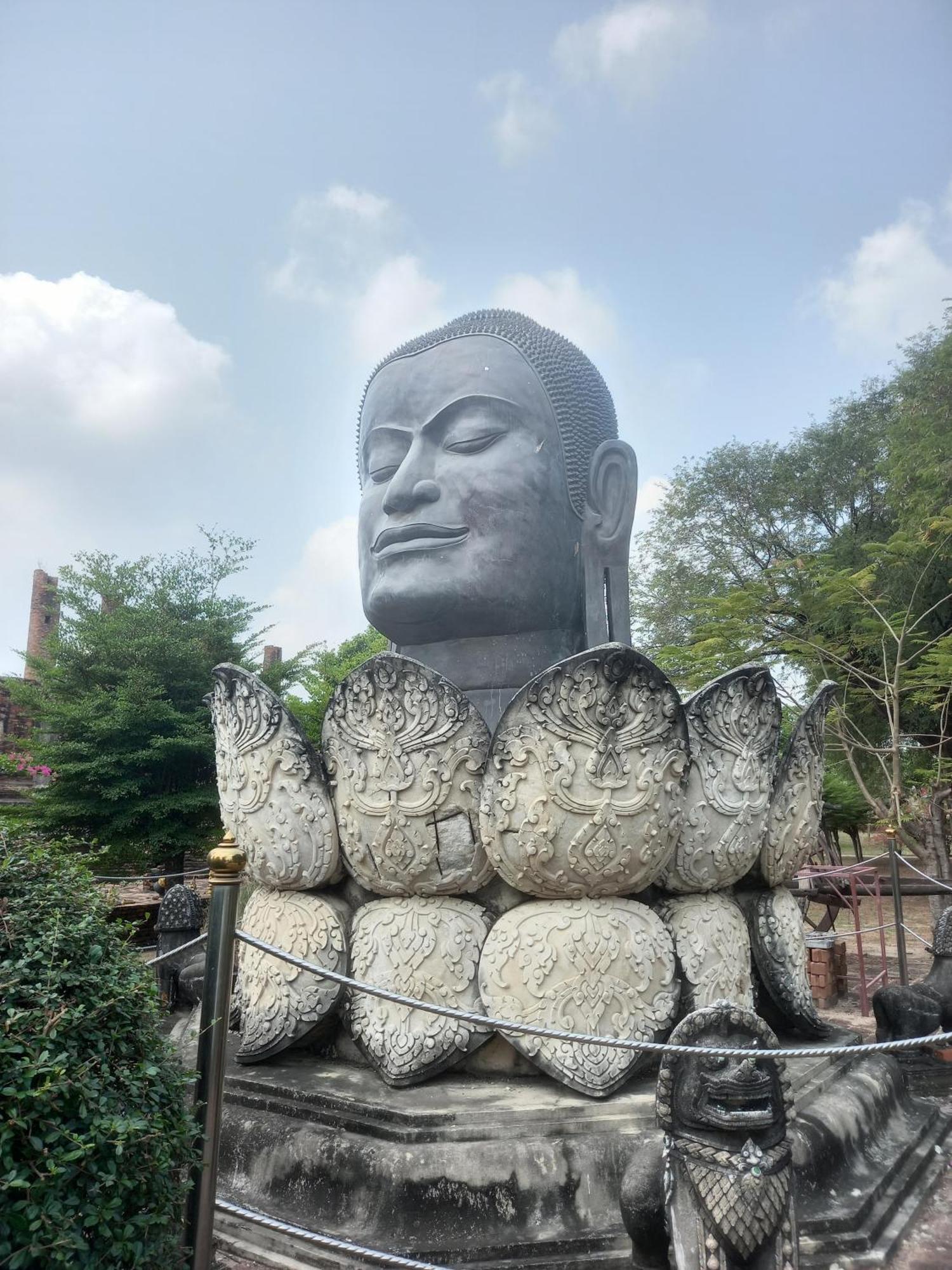 Plus Hostel Ayutthaya Eksteriør bilde