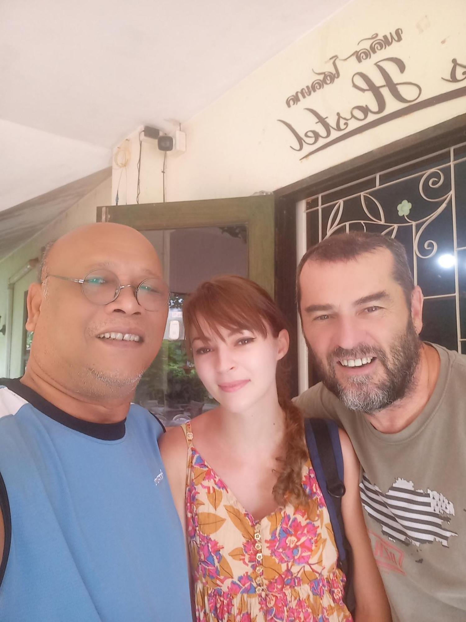 Plus Hostel Ayutthaya Eksteriør bilde